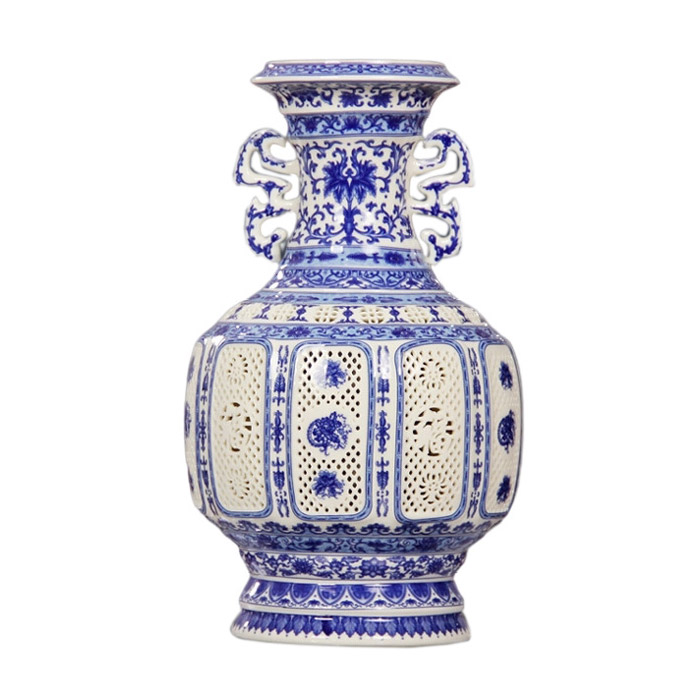Blue and white porcelain double-layer hollow ceramic vase ornaments Jahrriesnge porcelain of white blue vase cna0220