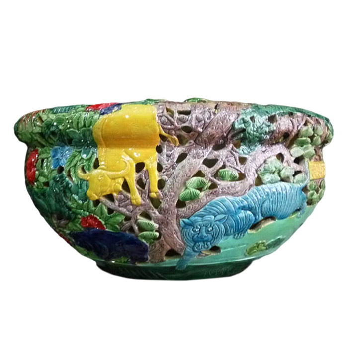 Hand-carved hollow cylinder with Chinese zodiac basin pot for home Jahrriesnge porcelain of cna0246