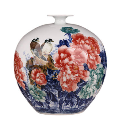 Designer hand painted blue and white red in glaze porcelain vase Jahrriesnge porcelain of flowers and birds vase cna1109